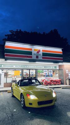 Image gallery for 7-Eleven