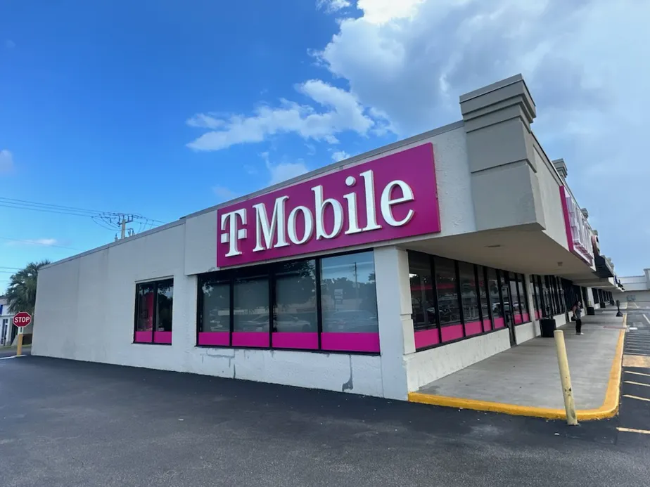 Exterior photo of T-Mobile Store at Shoppes at West Melbourne, West Melbourne, FL
