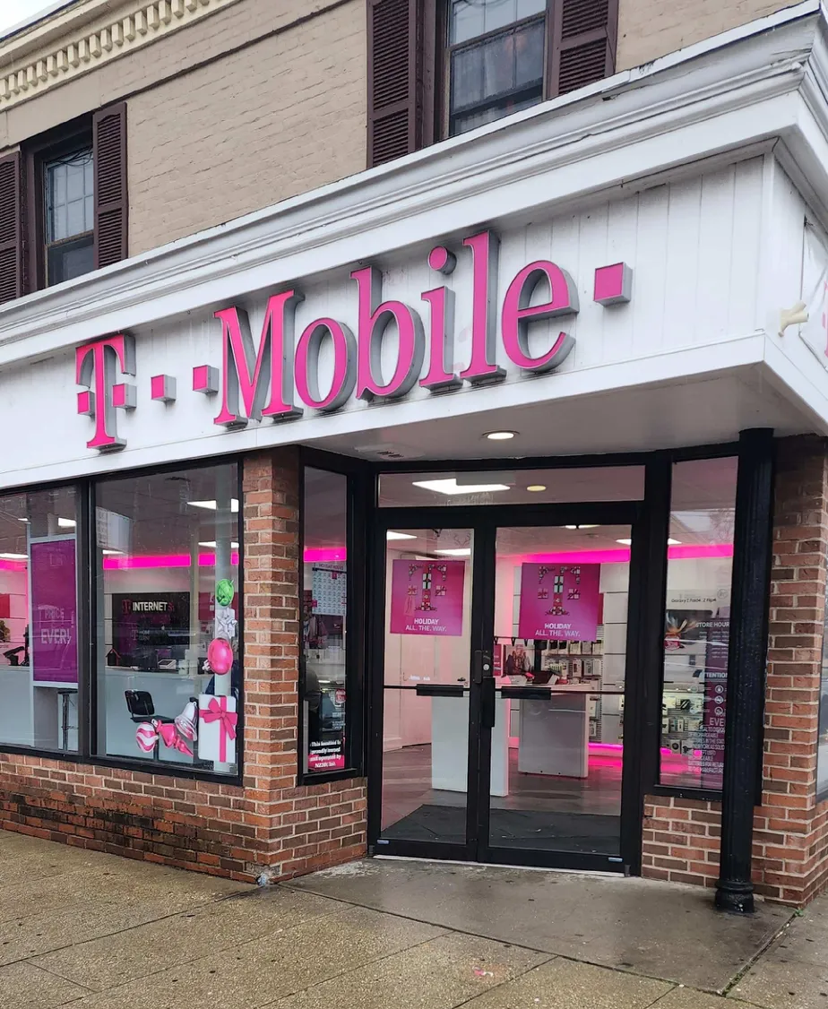 Exterior photo of T-Mobile Store at South St & W Main St, Oyster Bay, NY