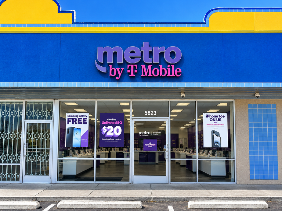 Metro by T-Mobile 3284 W Slauson Ave - 3284 W Slauson Ave 