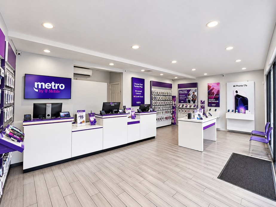 Metro by T-Mobile 4101 S Central Ave - 4101 S Central Ave 