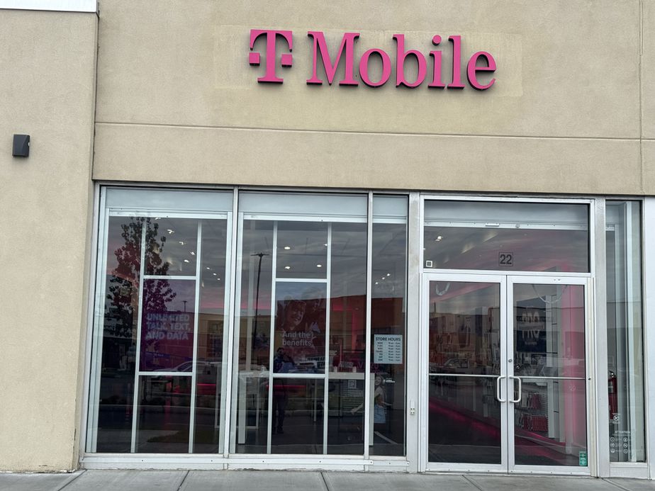 Exterior photo of T-Mobile Store at Capetown Plaza, Hyannis, MA