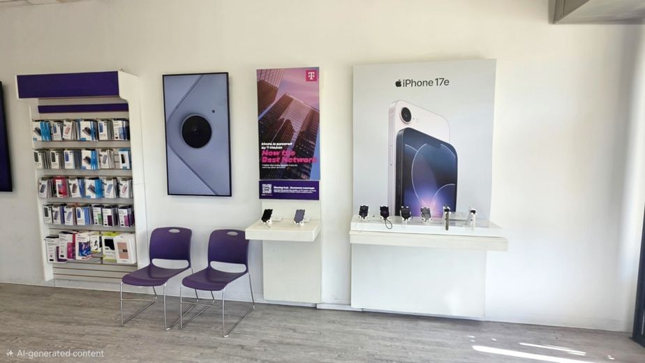 Metro by T-Mobile 100 W Pioneer Pkwy - 100 W Pioneer Pkwy 