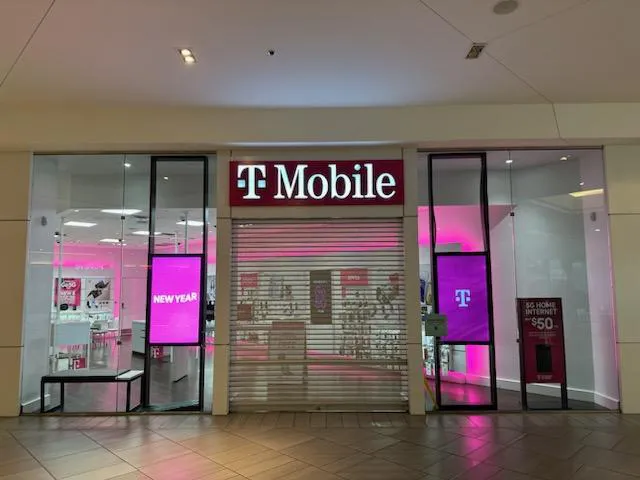  Interior photo of T-Mobile Store at Springfield Mall, Springfield, VA 