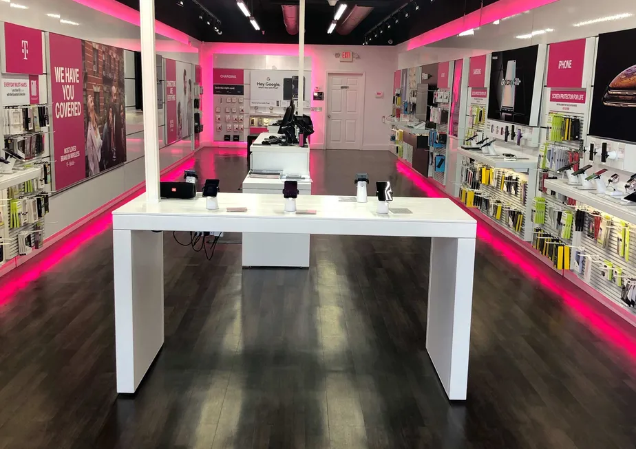 Interior photo of T-Mobile Store at Godwin Ave & Erie Ave, Midland Park, NJ