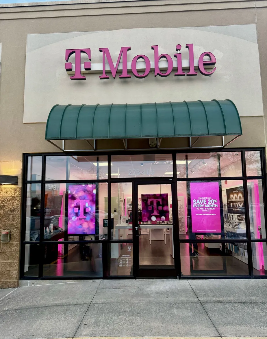  Exterior photo of T-Mobile Store at Cooper Creek Dr & US 601, Mocksville, NC 