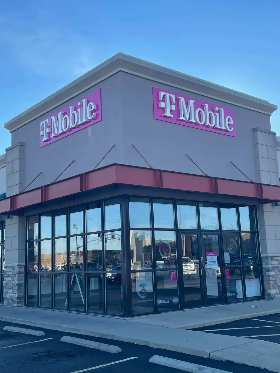 Exterior photo of T-Mobile store at W Lane Rd & Orlando St, Machesney Park, IL