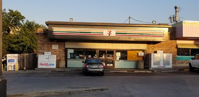 Image gallery for 7-Eleven