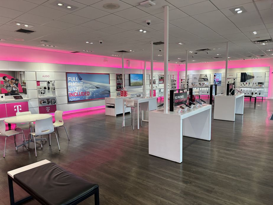 Interior photo of T-Mobile Store at Viscount Village, El Paso, TX