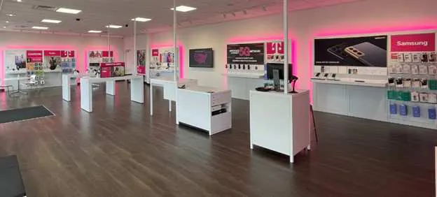 Interior photo of T-Mobile Store at E Forrest Ave & MT Airy Rd 3, Shrewsbury, PA