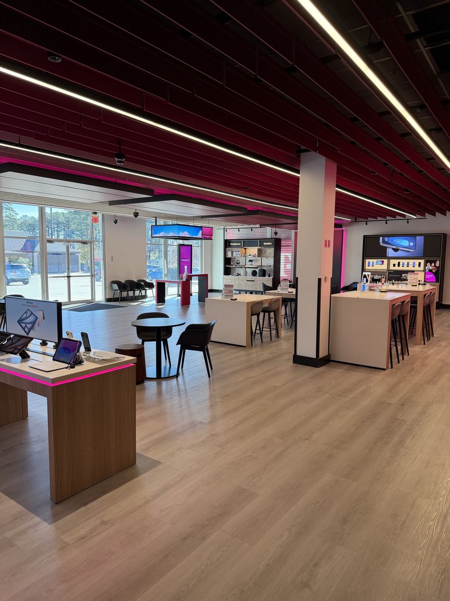 T-Mobile Park Avenue - 410 S University Ave 