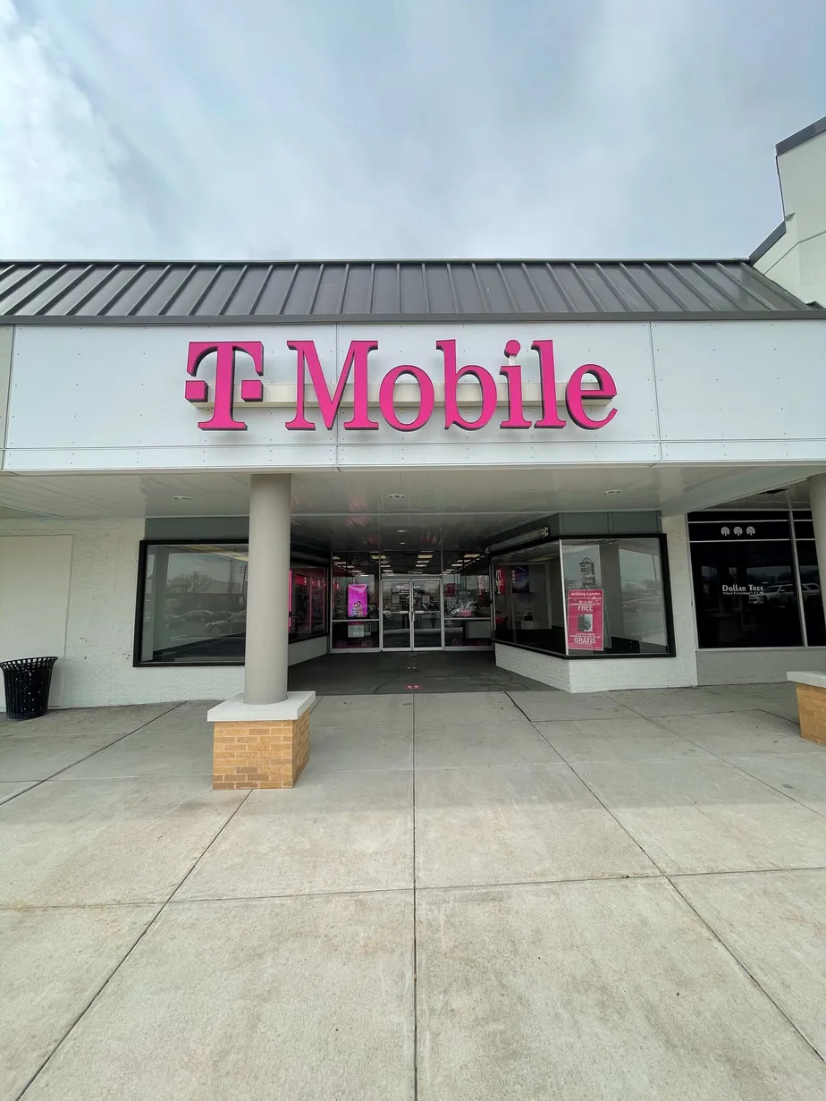 Foto del exterior de la tienda T-Mobile en Delsea Dr & Glen Ter, Glassboro, NJ
