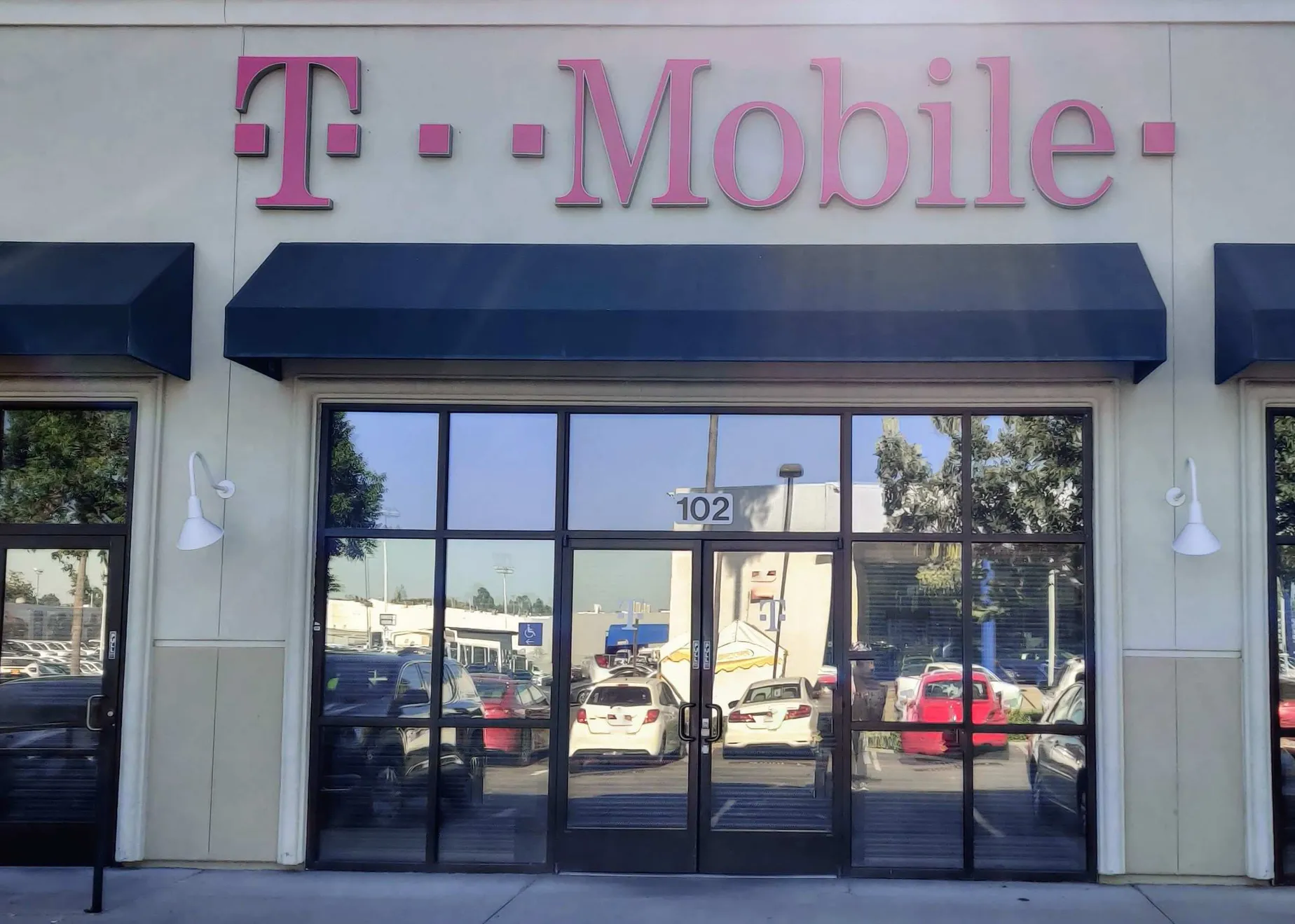 TMobile Madison & Date Sacramento, CA