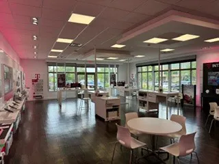  Interior photo of T-Mobile Store at 135th St & Metcalf Ave, Overland Park, KS 