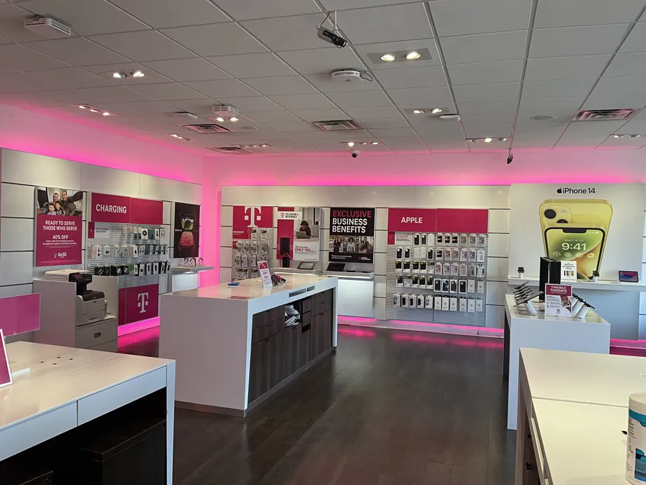 Interior photo of T-Mobile Store at Veterans & Chevrolet, Del Rio, TX