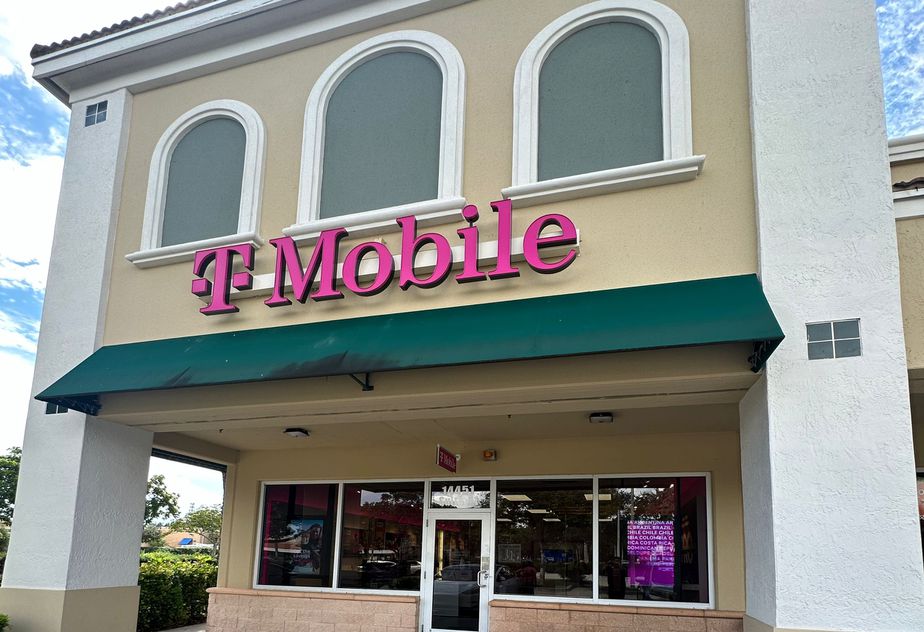 Exterior photo of T-Mobile Store at S Military & Atlantic, Delray Beach, FL