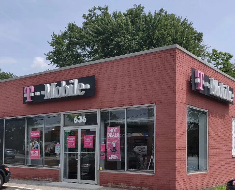 Foto del exterior de la tienda T-Mobile en Paramus, Paramus, NJ