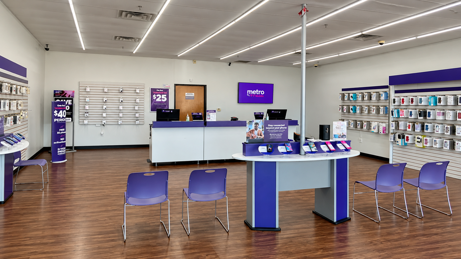 Metro by T-Mobile 1821 S Valley Mills Dr - 1821 S Valley Mills Dr 