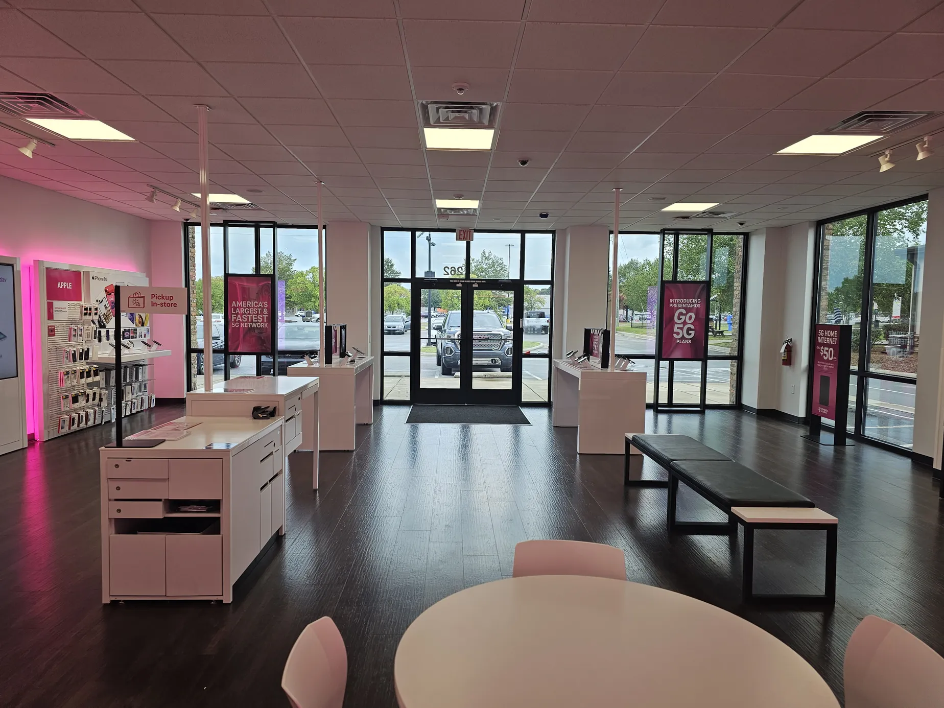 TMobile Premier Blvd & 4th Ave Roanoke Rapids, NC