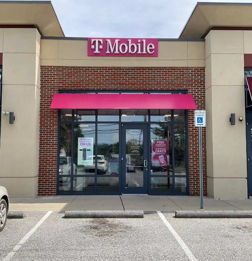  Exterior photo of T-Mobile Store at Drury Dr & Crain Hwy, La Plata, MD 