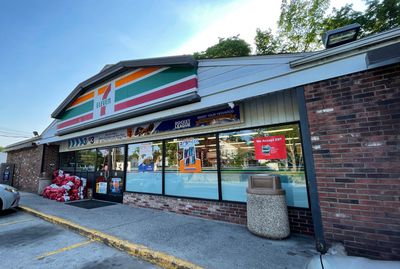 Image gallery for 7-Eleven