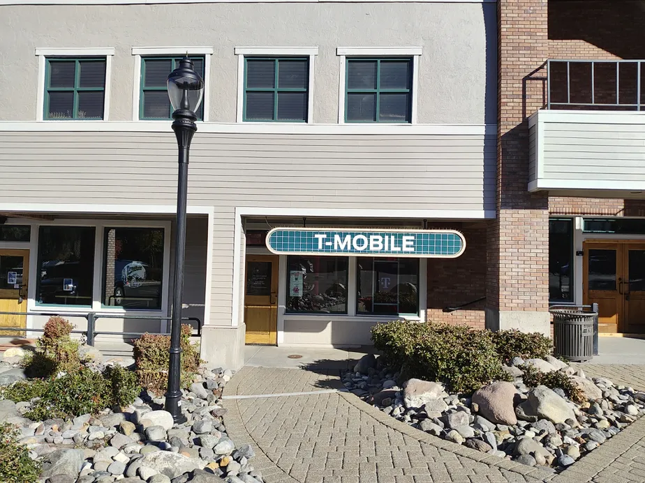  Exterior photo of T-Mobile Store at Donner Pass Rd & Frates Ln, Truckee, CA 
