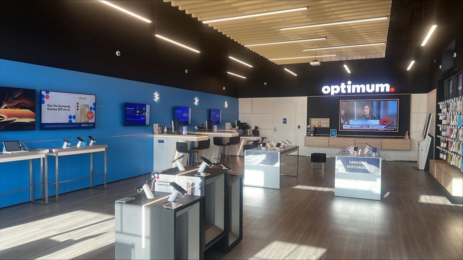 Bayonne - Goldsborough 8490 Inside Store.jpg