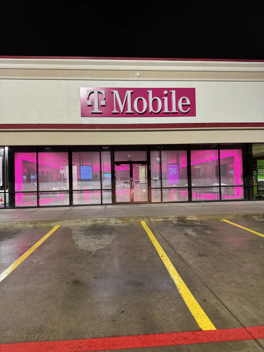 Exterior photo of T-Mobile Store at Lombardy & Webb Chapel, Dallas, TX 