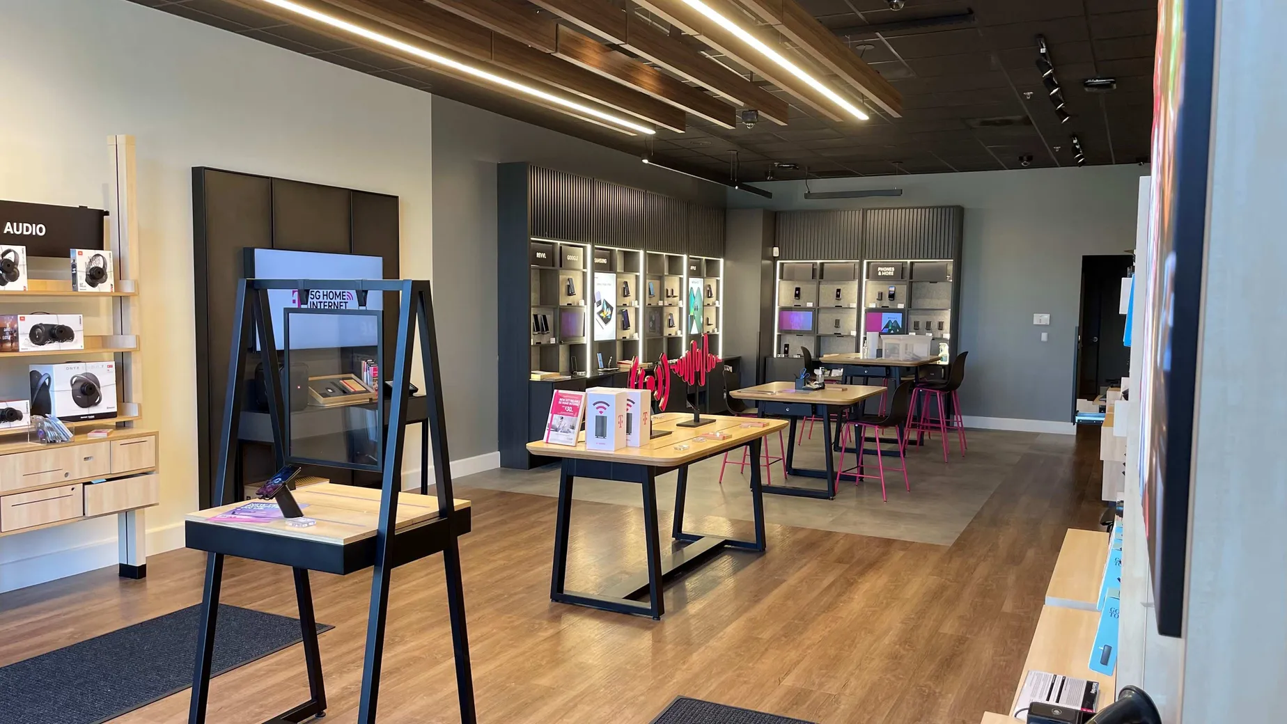 TMobile Shoppes at Bowie Town Center Bowie, MD