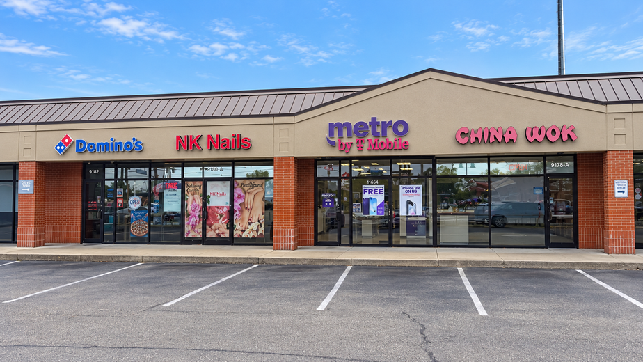 Metro by T-Mobile 9180 Winton Rd - 9180 Winton Rd 
