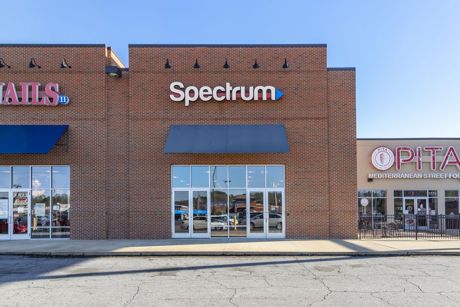 Spectrum - 3150 Macon Rd 
