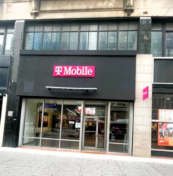 Exterior photo of T-Mobile Store at Fulton St and Hoyt St, Brooklyn, NY