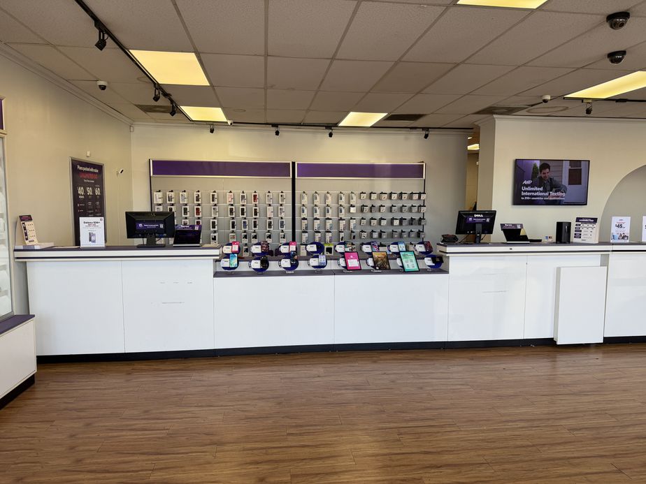 Metro by T-Mobile 1638 Firestone Blvd - 1638 Firestone Blvd 