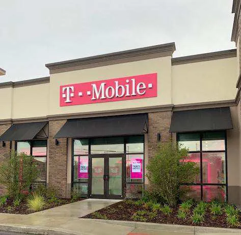 Exterior photo of T-Mobile store at Highway 19 & Embassy Blvd, Port Richey, FL