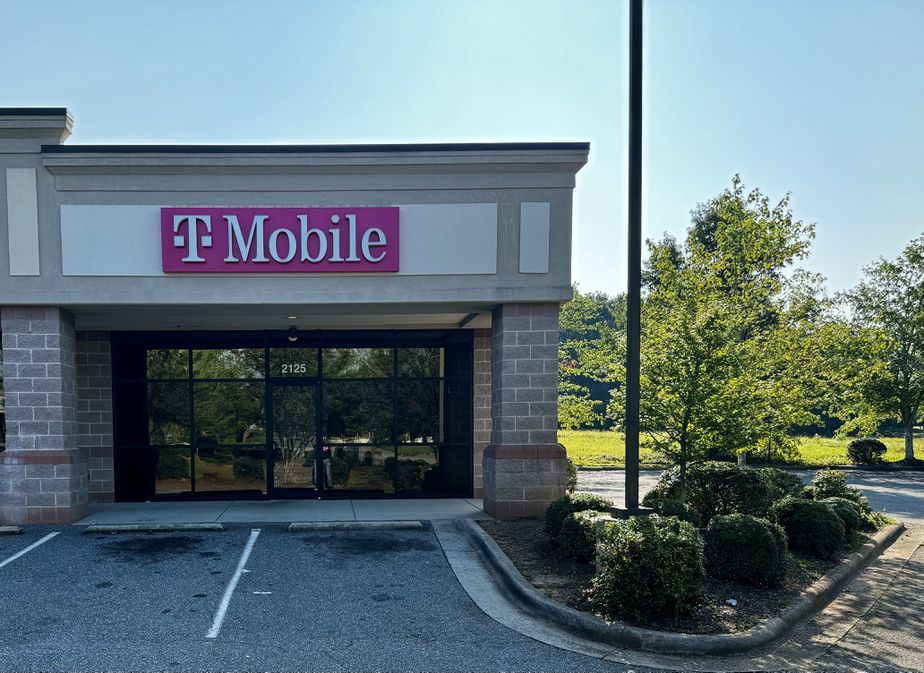Exterior photo of T-Mobile Store at Shoppes On The Boulevard, Hickory, NC