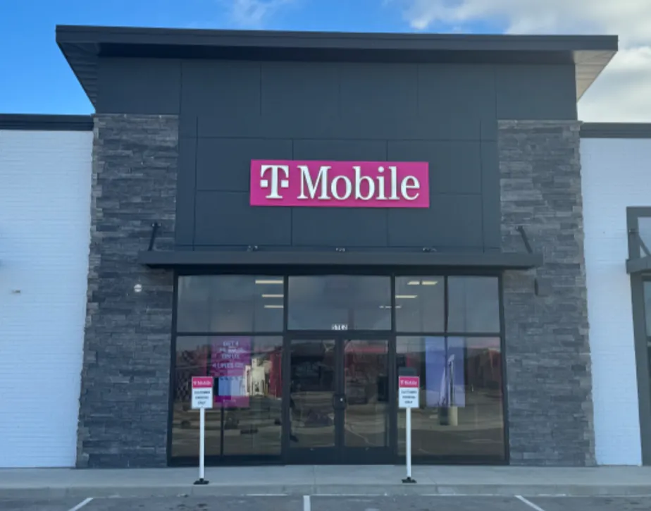  Exterior photo of T-Mobile Store at Adam Shepherd & Buckman, Shepherdsville, KY 