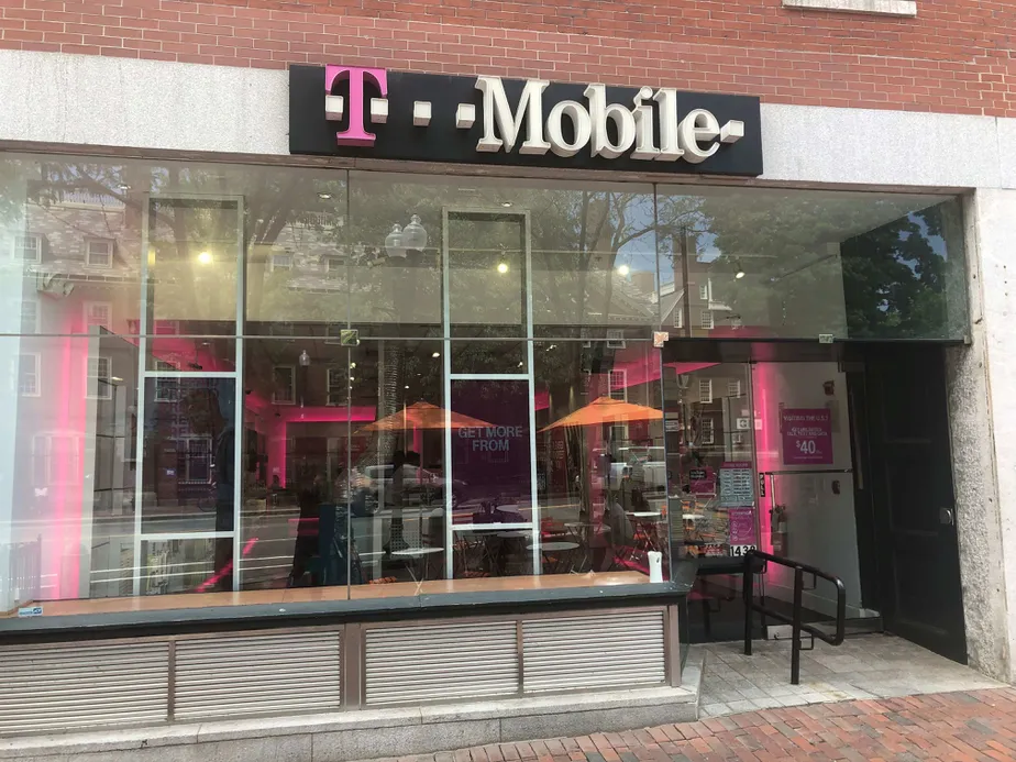 Exterior photo of T-Mobile store at Harvard Square, Cambridge, MA