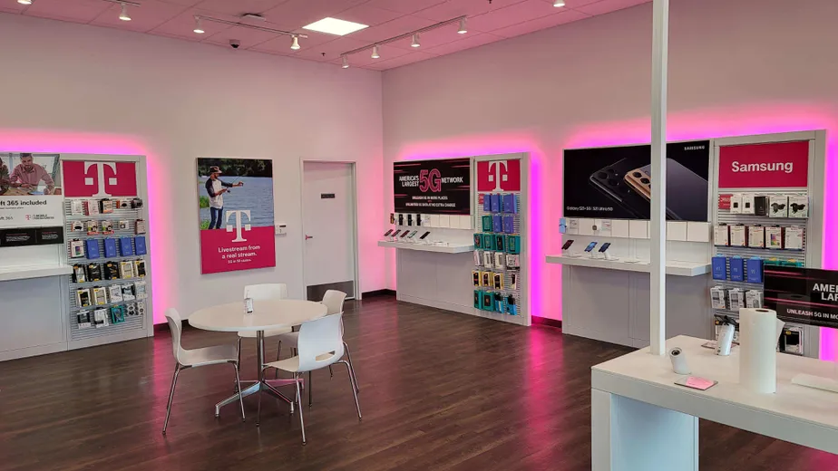 Interior photo of T-Mobile Store at S Fortuna Blvd & Strongs Creek Dr, Fortuna, CA