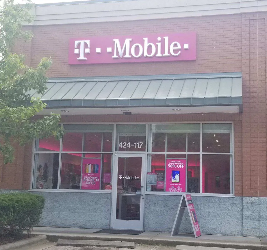 Exterior photo of T-Mobile store at Creekside Crossing, Raleigh, NC