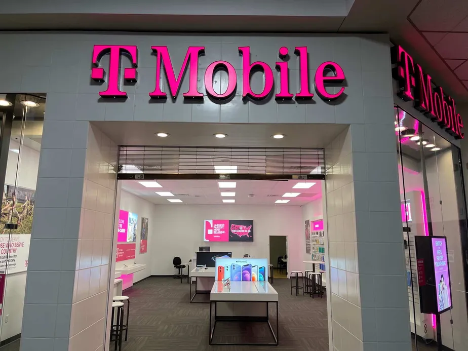  Exterior photo of T-Mobile store at Mercer Mall Rd & Big Laurel Hwy, Bluefield, WV 