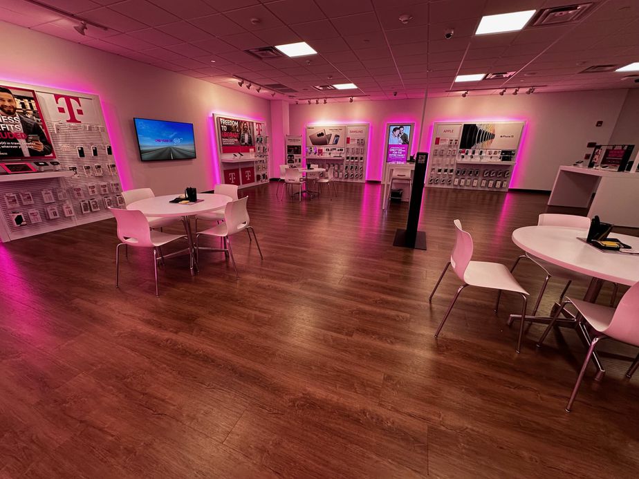  Interior photo of T-Mobile Store at The Village at Colony Place, Plymouth, MA 
