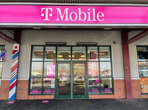  Exterior photo of T-Mobile store at S Clinton Ave & Mott St, Trenton, NJ 
