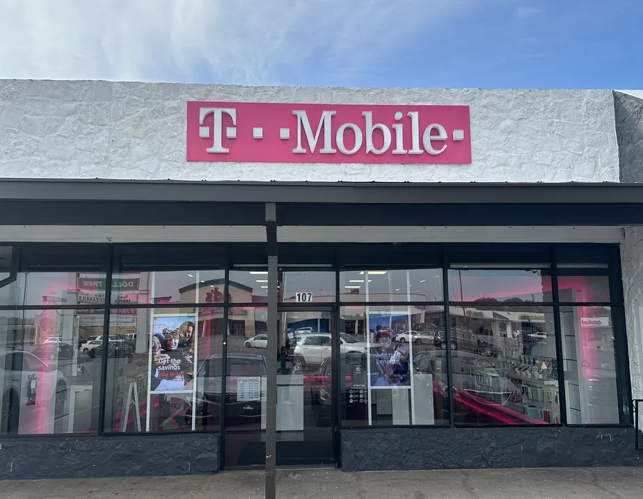  Exterior photo of T-Mobile Store at Springdale, Austin, TX 