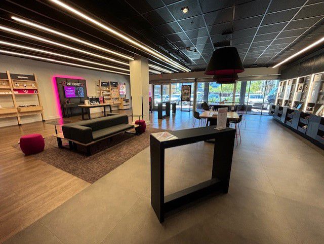 Interior photo of T-Mobile Store at Scottsdale & Frank Lloyd Wright, Scottsdale, AZ