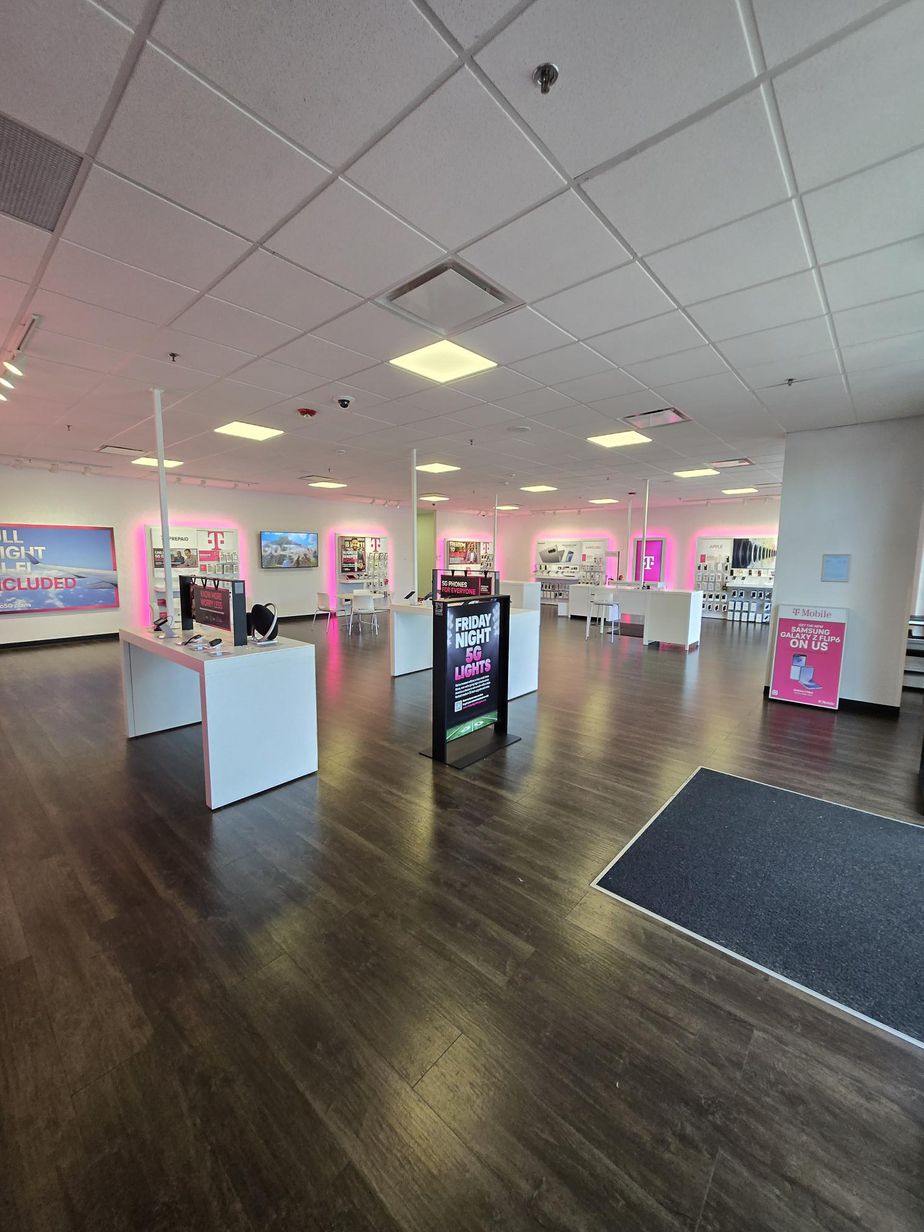 Interior photo of T-Mobile Store at SE Walton Blvd & J St, Bentonville, AR