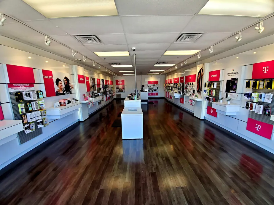 Interior photo of T-Mobile Store at S Thompson & W Sunset, Springdale, AR