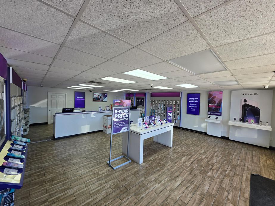 Metro by T-Mobile 1414 14Th St - 1414 14Th St 