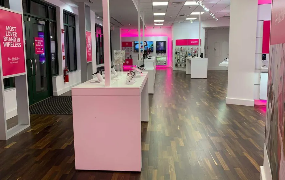  Interior photo of T-Mobile Store at Isham Rd & Memorial Rd, West Hartford, CT 