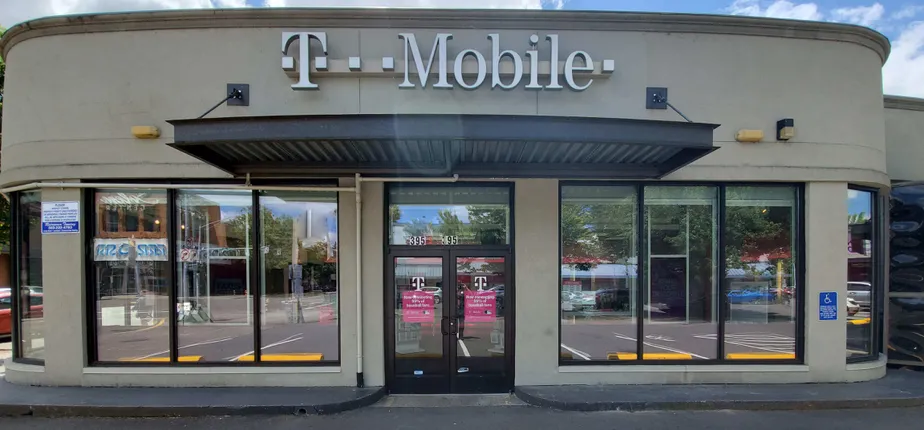 Exterior photo of T-Mobile store at Liberty St & Center St, Salem, OR