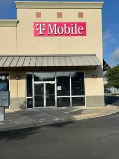 Exterior photo of T-Mobile Store at Mainland Dr & Bandera Rd, San Antonio, TX